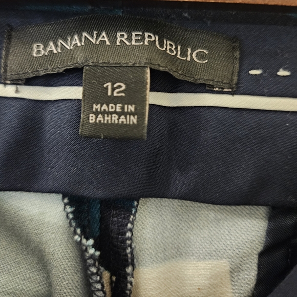 Banana Republic Blue and Cream Cropped Pants - Picture 4 of 4